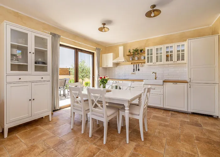House Divna Pinezići