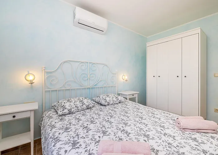 Ferienhaus House Divna Pinezići